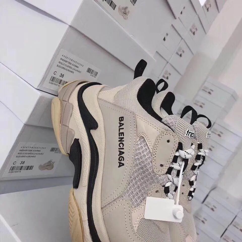 CE - New Arrival Bla Sneaker 070