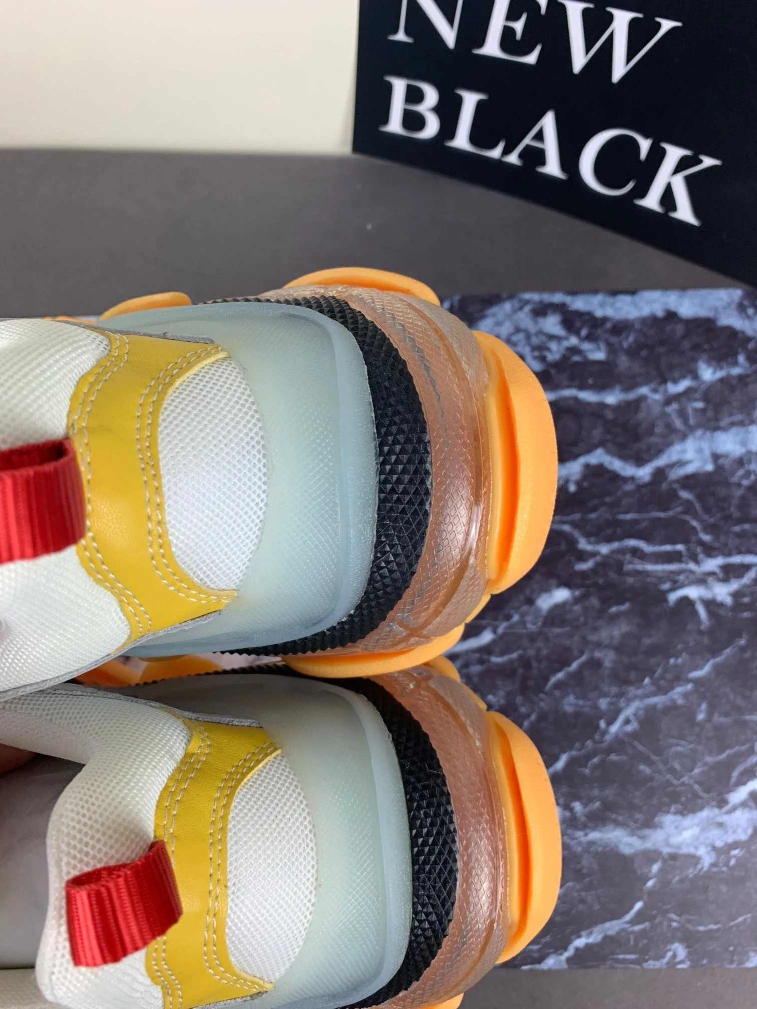 CE - New Arrival Bla Sneaker 078