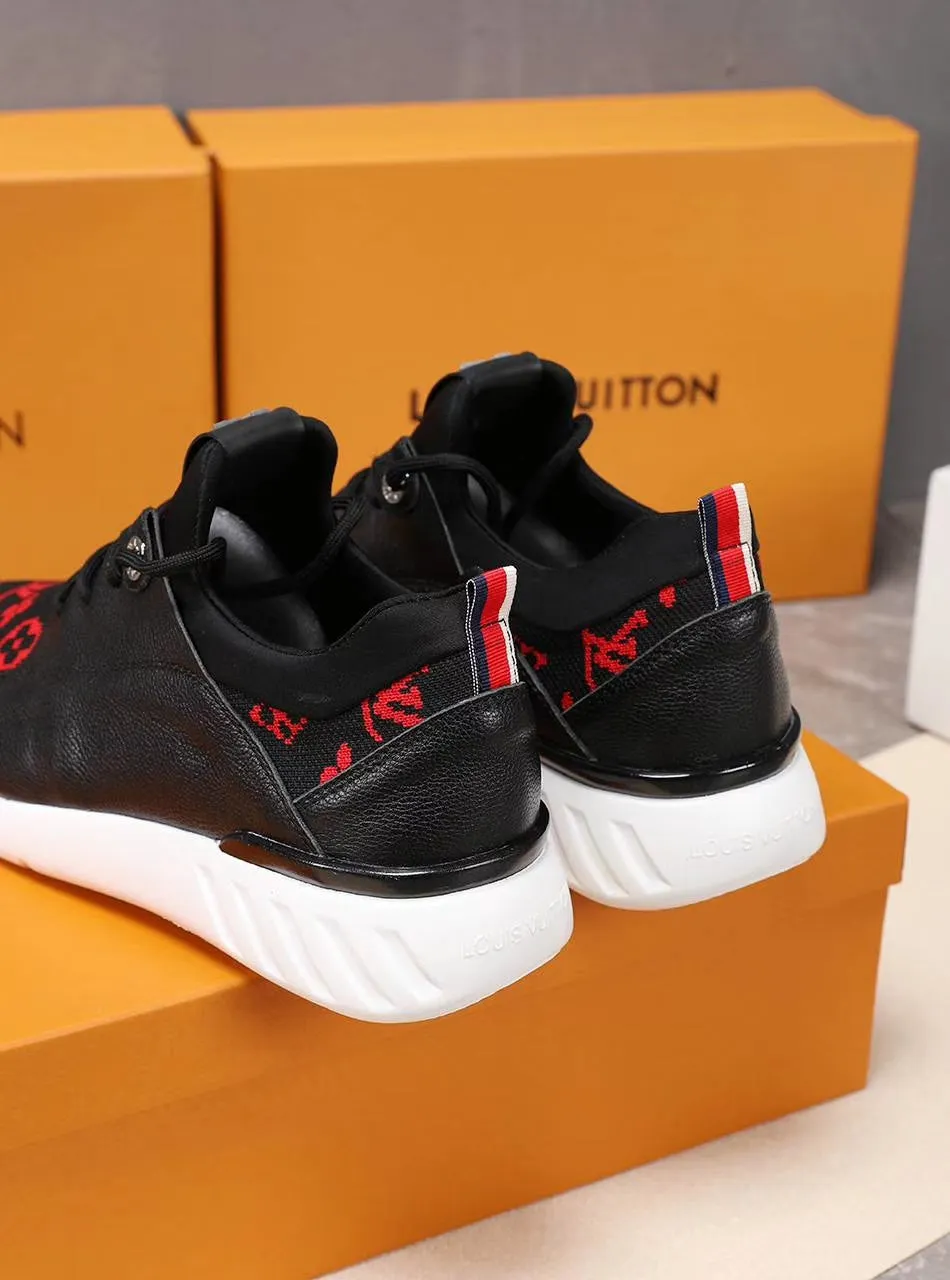 CE - New Arrival Luv Sneaker 106