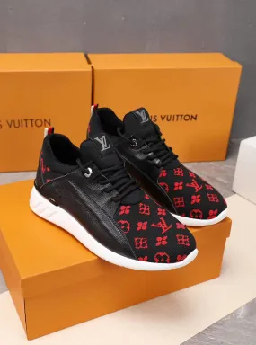 CE - New Arrival Luv Sneaker 106