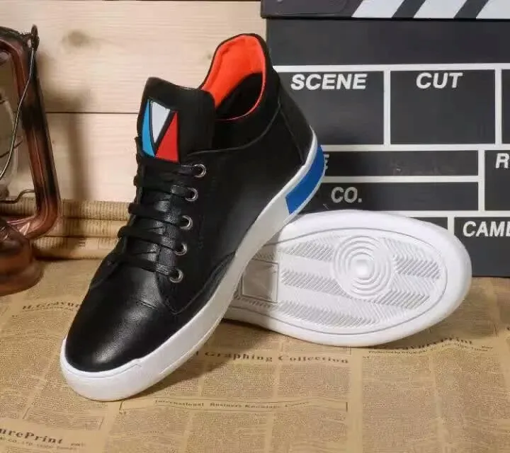 CE - New Arrival Luv Sneaker 147