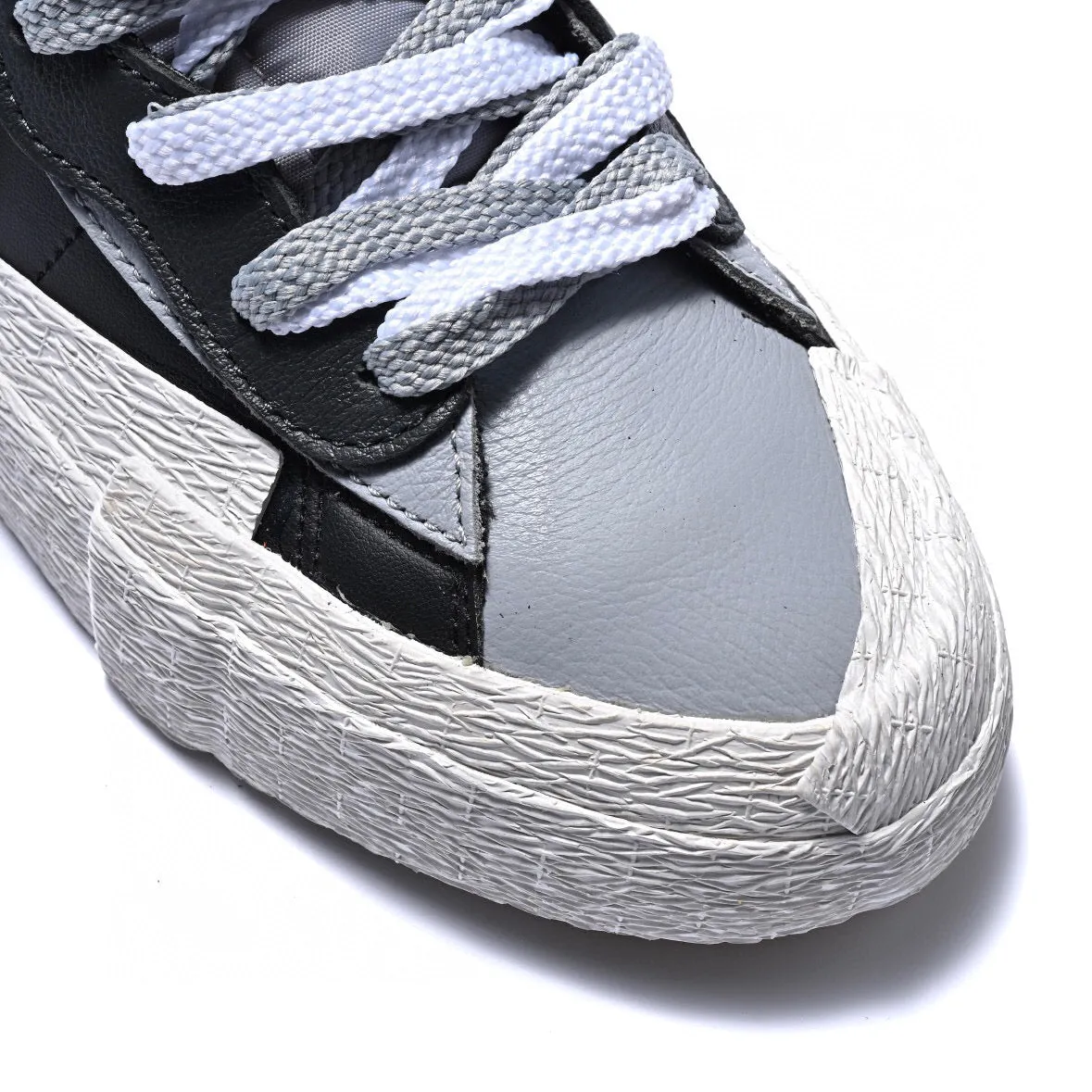 CE - NEW ARRIVAL NKE SNEAKER 205