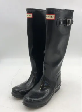 Hunter Women's Black Knee High Round Toe Rain Boots - Size 6